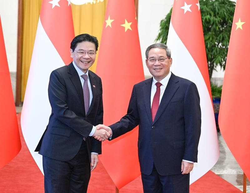 李强同新加坡总理黄循财会谈